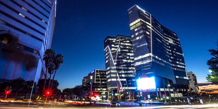 With the current market outlook, should South Africans be buying local investments?