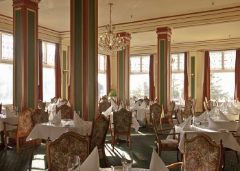 Surviving Under Lockdown: A Shift Towards Collaboration?